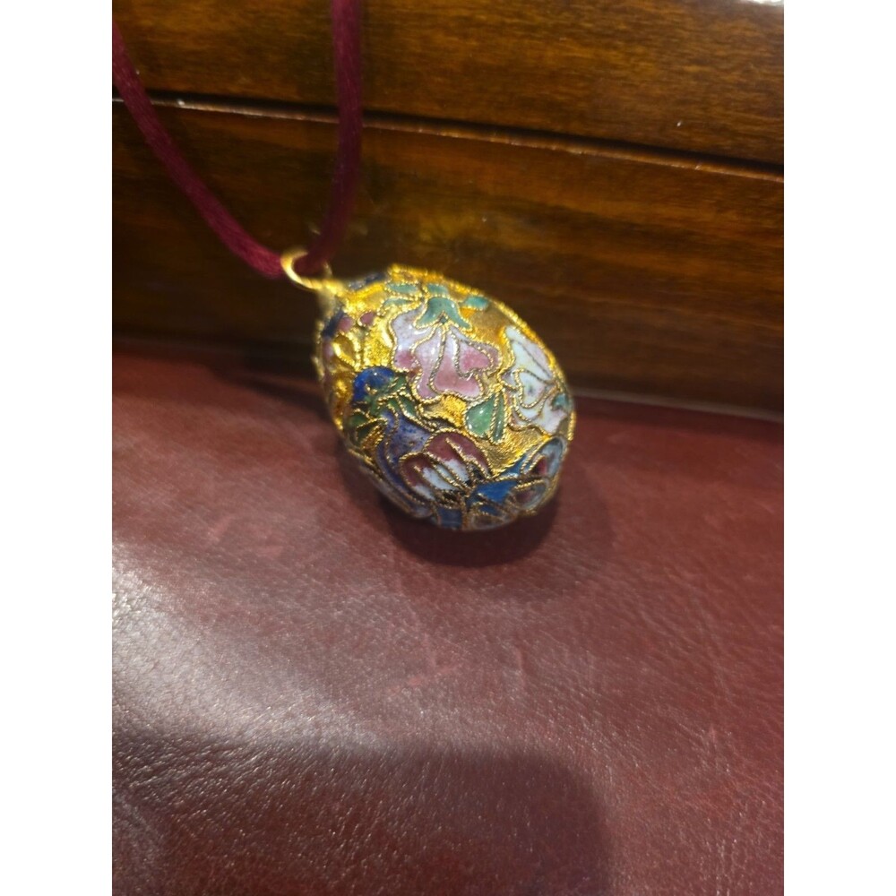 Vintage Cloisonne goldtone Egg silk string Necklace